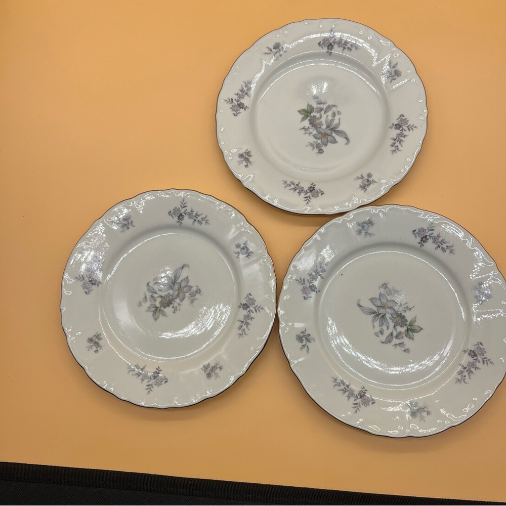 Fine Bohemian China set of 3 Dessert Plates Wild Flower Pattern 7" Vintage